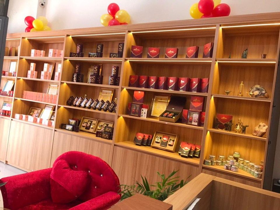 showroom saffron vietnam chính hãng