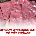Saffron Whitening Bath t畉� tr畉�g c坦 t畛� kh担ng?